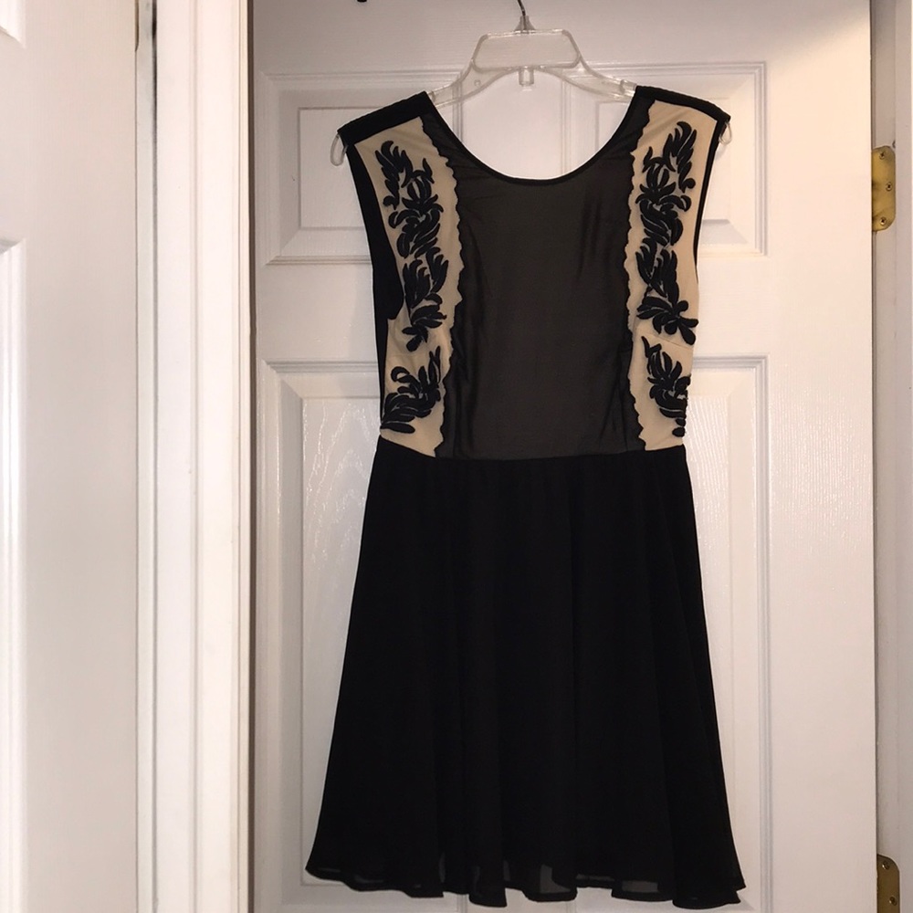 NEW Urban Outfitters Pins & Needles Black Nude 4